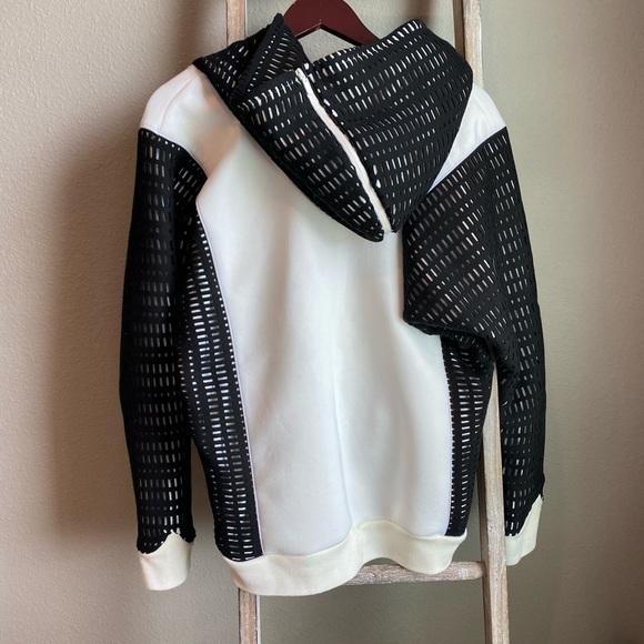 Lime & Vine hoody size M - Picture 6 of 11